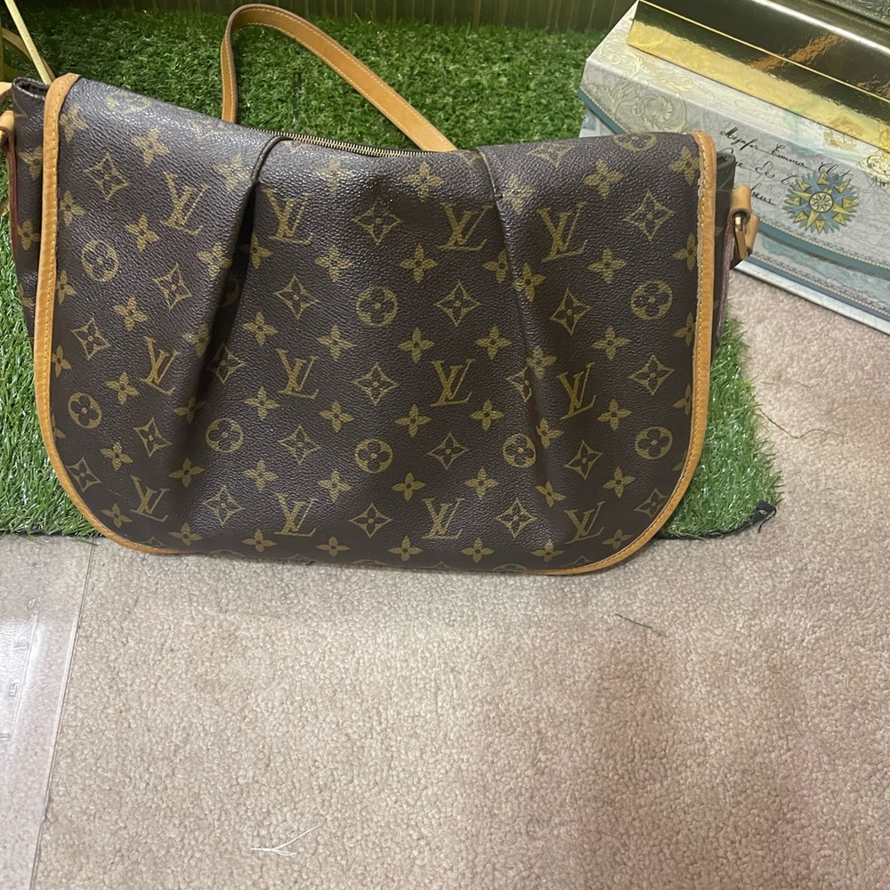 Authentic LV MM